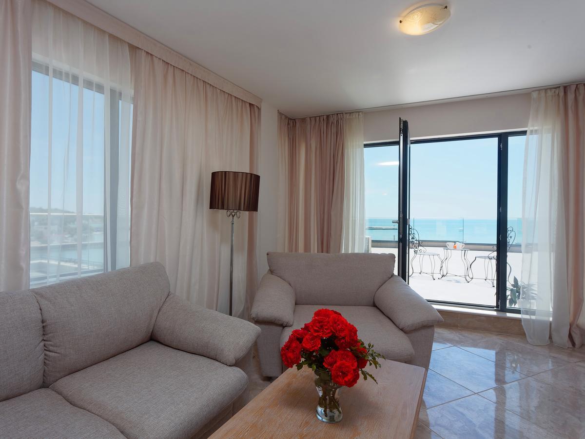 Antik Apartments Balchik Exterior foto